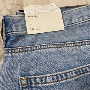 American Eagle Mom Jeans